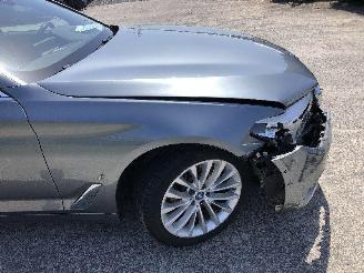 BMW 5-serie 530e i Performance luxury picture 6