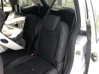 Ford Grand C-Max 1.0 TURBO 7 PLACES picture 13