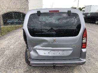 Peugeot Partner TEPEE  1.2 picture 10