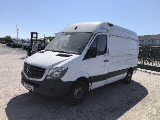 Mercedes Sprinter 214 cdi picture 2