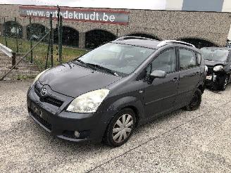 krockskadad bil auto Toyota Corolla 2.2 d4d 2007/9