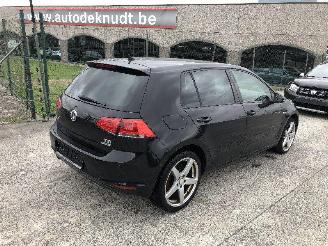 Unfallwagen Volkswagen Golf VII 1.2 TSI 2014/11