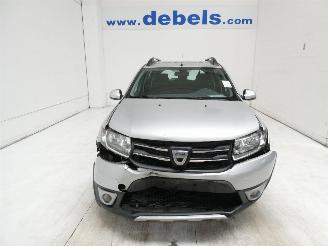 krockskadad bil auto Dacia Sandero ATT.VERLIES 2016/5