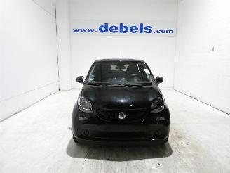 Damaged car Smart Forfour SLIMANE 2018/10