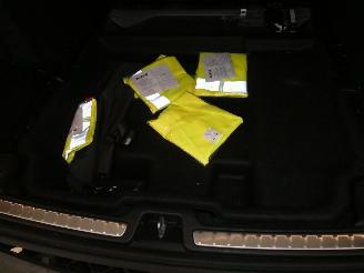 Volvo V-60 PLUS DARK picture 21