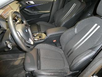 BMW 2-serie 218I picture 19