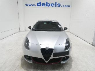 Vaurioauto  passenger cars Alfa Romeo Giulietta SPORT 2021/1