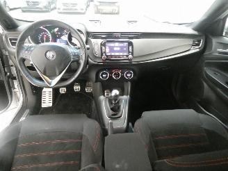 Alfa Romeo Giulietta SPORT picture 16