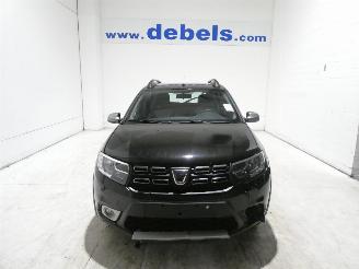 Vaurioauto  passenger cars Dacia Sandero BS RAINBOW 2019/5