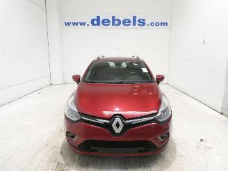 krockskadad bil auto Renault Clio 1.5D IV GRANDTOUR IN 2017/3