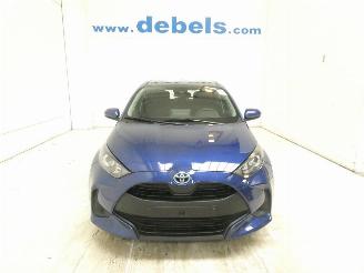krockskadad bil auto Toyota Yaris  2022/8
