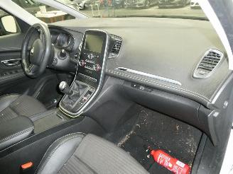 Renault Scenic IV INTENS picture 25