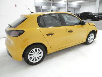 Peugeot 208 LIKE picture 8