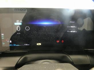 Renault Mégane E-TECH EVOLUT picture 19