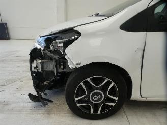 Toyota Yaris COMFORT picture 6