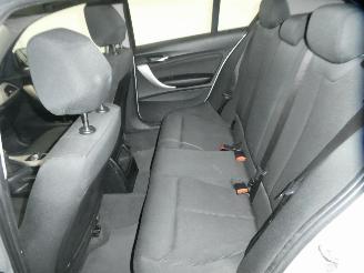 BMW 1-serie 116I picture 17
