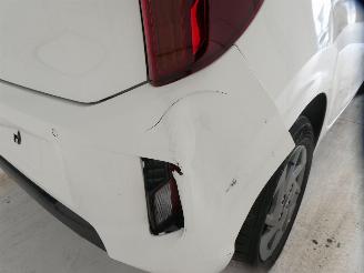 Kia Picanto  picture 9