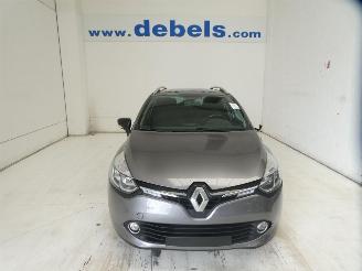 Damaged car Renault Clio IV GRANDTOUR LI 2016/6