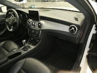 Mercedes Cla-klasse 180 CDI/ 180 picture 11