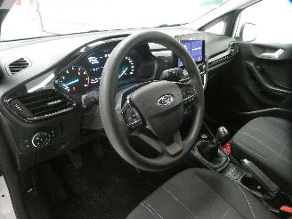 Ford Fiesta 1.1 5 DEURS picture 11