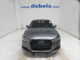 Schadeauto Audi A3 SPORTBACK 2019/3