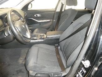 BMW 3-serie 2.0D  D picture 22