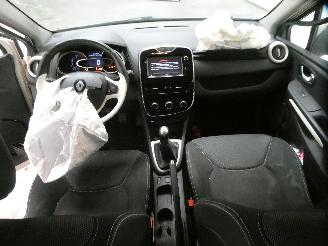 Renault Clio IV GRANDTOUR EX picture 16