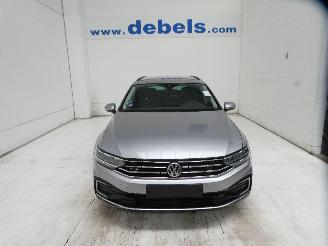 skadebil auto Volkswagen Passat GTE 2020/4