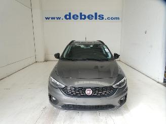 krockskadad bil auto Fiat Tipo 1.3D  POP 2018/5