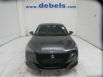Vaurioauto  passenger cars Peugeot 208 II LIKE 2020/2