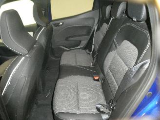 Renault Clio V TECHNO picture 20