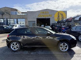 Voiture accidenté Alfa Romeo Giulietta  2013/12