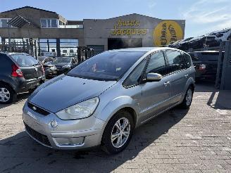 krockskadad bil auto Ford S-Max 1.8 TDCI 2008/10