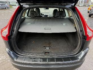 Volvo Xc-60 MOMENTUM picture 30