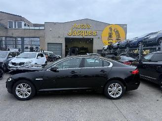 Auto incidentate Jaguar XF  2015/4