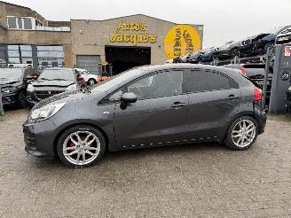 Coche accidentado Kia Rio 1.2I EASY 2015/11