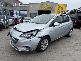 Voiture accidenté Opel Corsa 1.4I 2018/1