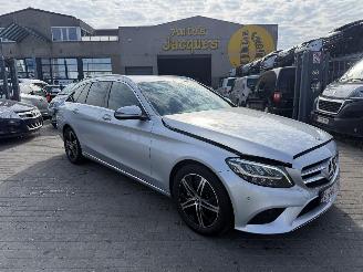 damaged passenger cars Mercedes C-klasse  2019/3