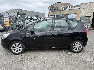 Opel Meriva 1.4 TURBO picture 2