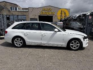 skadebil auto Audi A4 Avant 2.0 TDI 2011/6