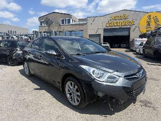 Unfallwagen Hyundai I-40 1.7 CRDI STYLE 2014/10