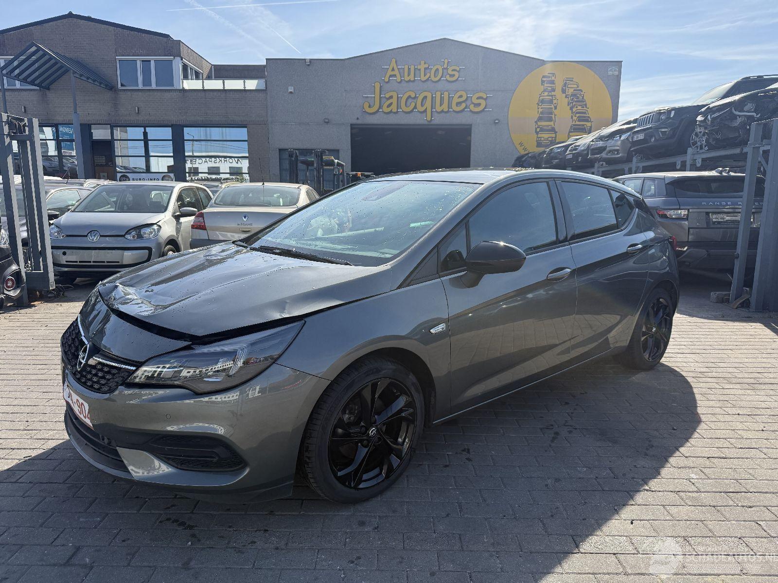 Opel Astra 1.2 B