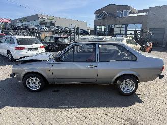 Avarii autoturisme Volkswagen Polo 1.3 OLDTIMER 1988/1