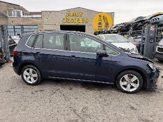 škoda osobní automobily Volkswagen Golf 1.4 SPORTSVAN 2014/11