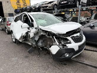 Damaged car Opel Mokka 1.6 BENZINE 2013/7