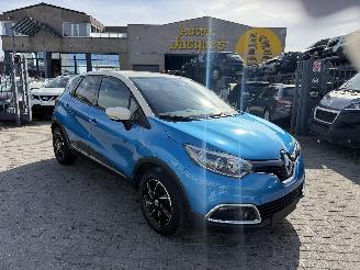 Unfallwagen Renault Captur MOTOR PROBLEM 2015/3