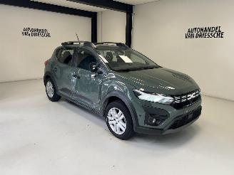Damaged car Dacia Sandero STEPWAY 2024/5