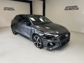 Schadeauto Audi A3 S-LINE 2021/6