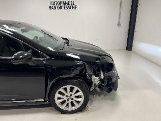 Renault Clio INTENS picture 2