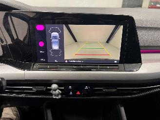 Volkswagen Golf DSG picture 15